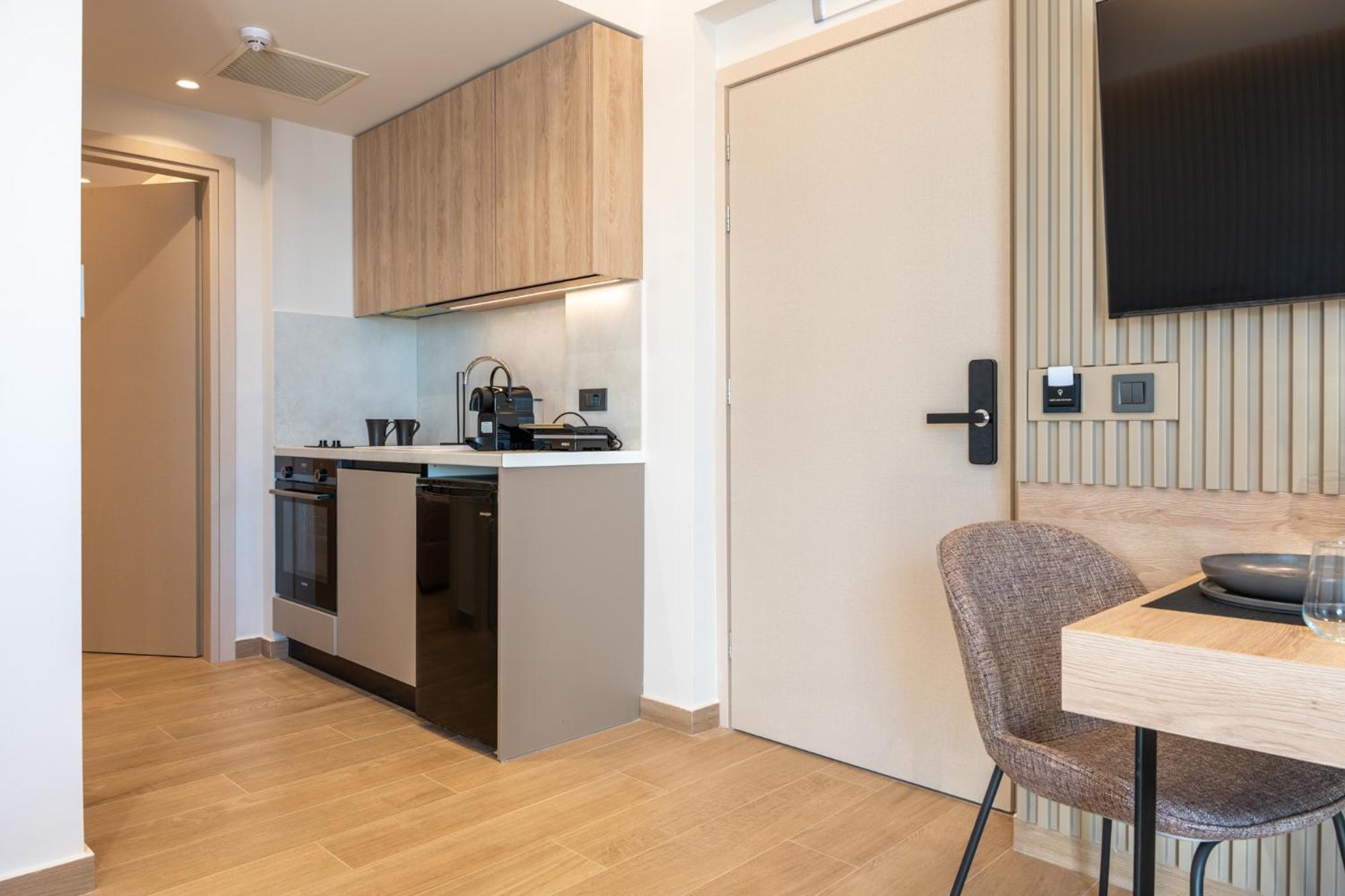 Esthisea Suites Kalamata Exterior photo